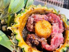 菠萝澤豚六两-极焰·烧肉刺身放题(天河领展广场店)