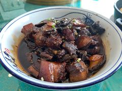 鲍鱼红烧肉-山明水秀大饭店