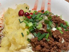 -周小波重庆小面·重庆名小吃(邹容路店)