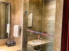 -蓝蔻酒店(深圳东站布吉万象汇店)