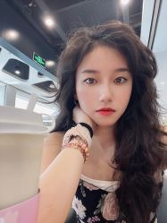 -东秀护肤造型