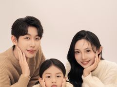 -iF摄影•全家福•证件照•形象照(南山店)