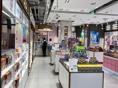 -泡泡玛特POPMART(蓝色港湾店)