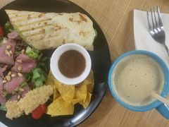 -HELLO 27 意面·沙拉·帕尼尼