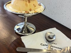 -Café Monson