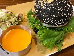 网红瀑布牛肉菠萝包-肥韬茶餐厅(南山mini店)
