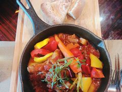 -YUE·6·西式融合餐厅(外滩六号店)