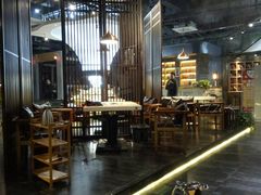 大堂-围炉·川味鲜货火锅(万达珍珠坊店)