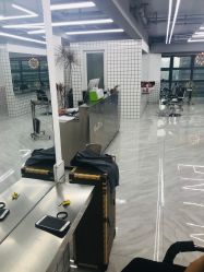 -宫铭烫发染发接发店