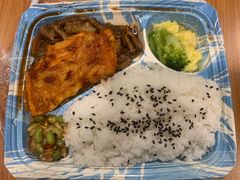 -全家便利店(世贸丽晶城店)