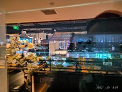 -左庭右院鲜牛肉火锅(浦江欢乐颂店)