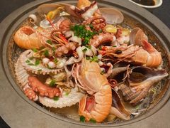 石锅原汁海鲜汇-鲁采LU STYLE(新天地店)