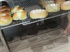 -沁屋面包店(人民东路店)