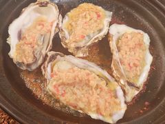 蒜蓉焗生蚝-恭喜上堓砂锅焗·海鲜大排档(闵行龙湖店)