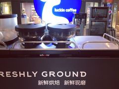 -luckincoffee瑞幸咖啡(香港名店街店)