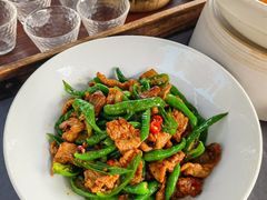 爱马仕辣椒炒肉-汉水谣·江景餐厅(江滩店)