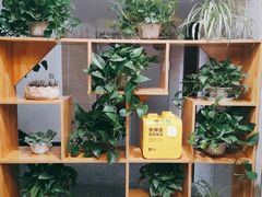 -宸玥酒店(成都西南财大地铁站店)