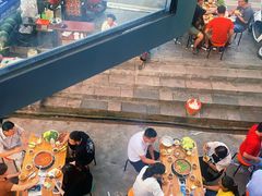 -黄利砖万峰林布依特色酸笋牛肉馆
