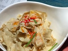-多嘴超级肉蟹煲(杉杉国潮主题店)