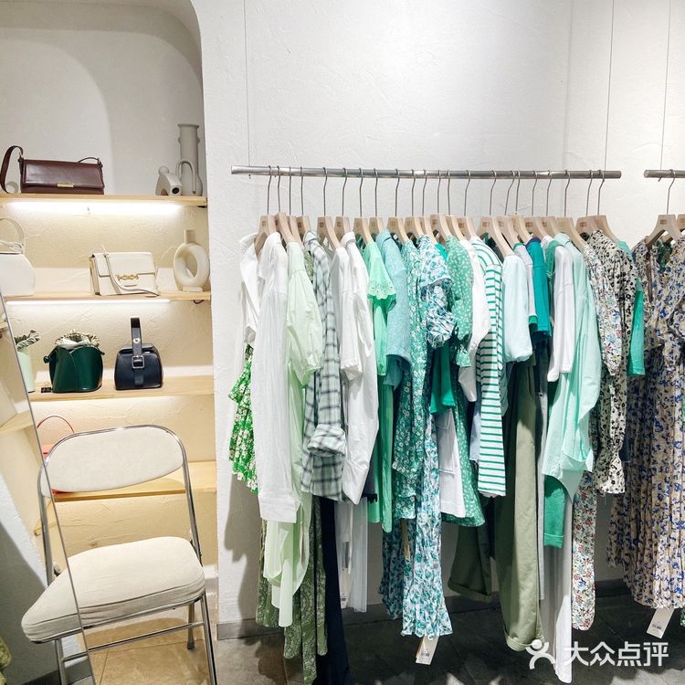 长沙韩风买手店 | 免飞到了韩国买衣服？