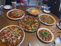 -邱金小炒·30 年盐帮江湖菜(自贡店)