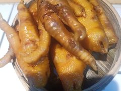 -瓜西西重庆火锅(花溪店)