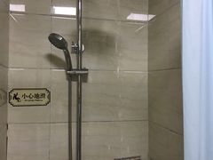 漏水的花洒-晋祠宾馆