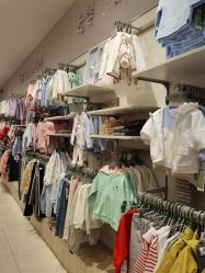-乐友孕婴童(勒泰中心店)