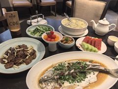 -通安客栈中餐厅·何家小馆