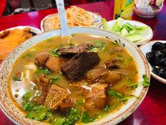 -金杨拉面王小吃面馆·牛三宝面·红烧牛肉粉