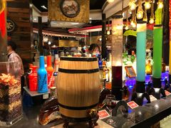 -四海一家自助餐(益田假日广场店)