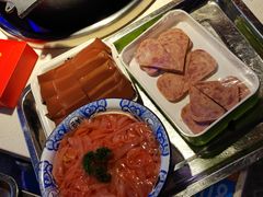 -钢管厂五区小郡肝串串香(滨江店)