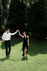 -至臻微拉婚纱摄影