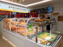 面包甜点陈列柜-味多美蛋糕(航天桥店)