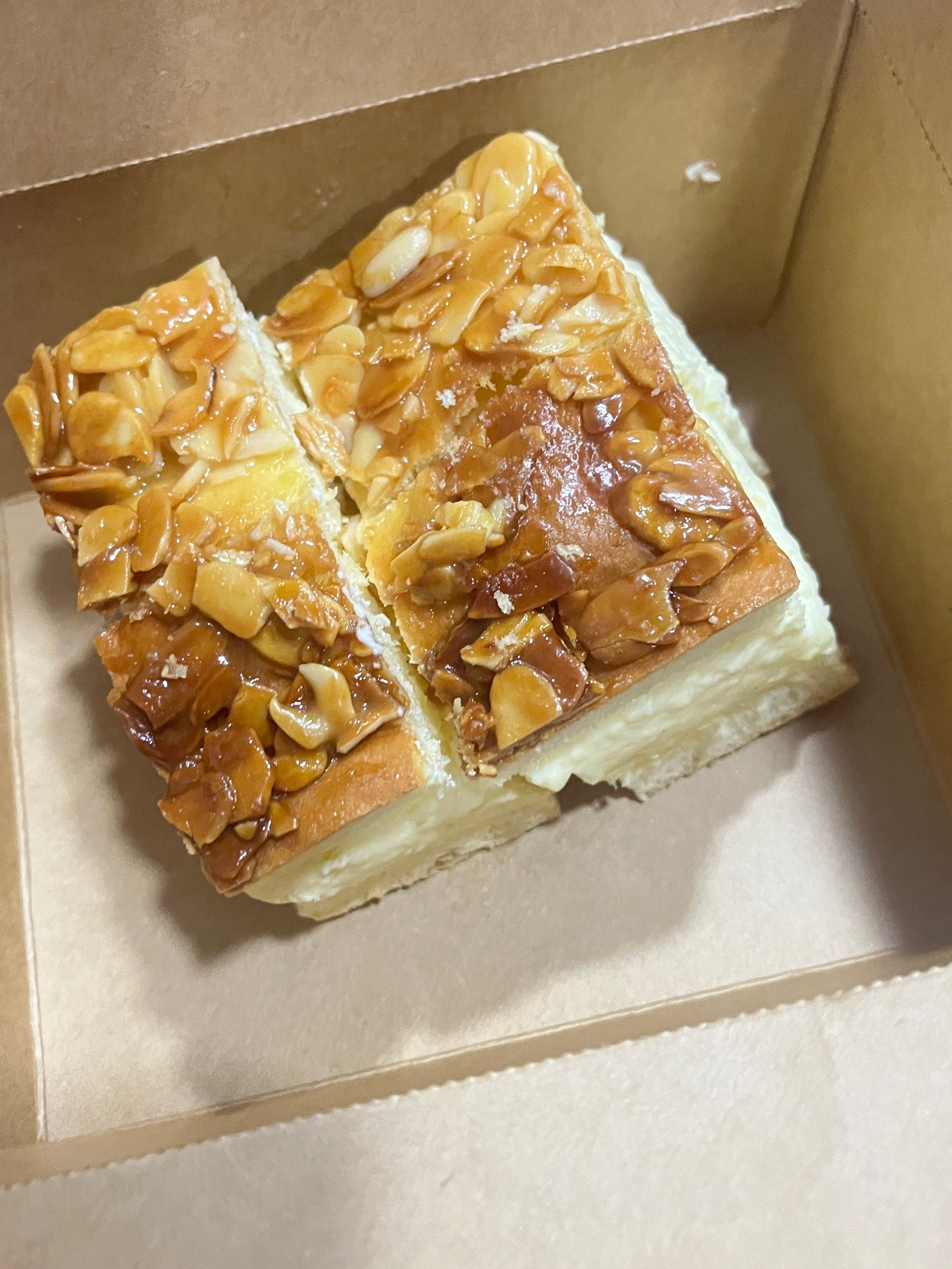 杏仁蛋糕 清新不腻口