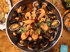 -老东镇啤酒屋海鲜加工·蒸汽海鲜·海鲜烧烤(台东店)