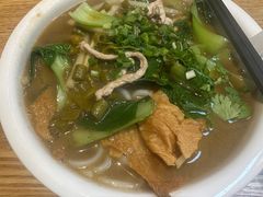 -牛八宝桂林米粉(八里庄店)