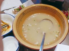 -富正毅三下锅·湘西韵味(天门山索道店)