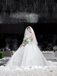 -伯瓷皇后婚纱艺术空间