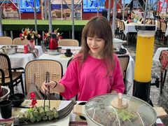 -刘姐啤酒鱼民族演艺餐厅(西街总店)