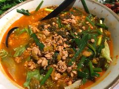 小锅米线-缘生态云南菜·野生菌庭院餐厅(华侨城店)