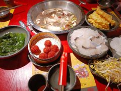 -谭鸭血老火锅(万象九宜城店)