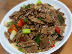 -芦茨金富饭庄·25年老字号·专做稻草鸡