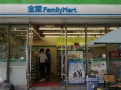 -全家便利店(上体场站店)