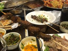 -乡土黄·鲜牛肉火锅·小龙虾(兴业街店)