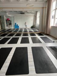 -亚太瑜伽普拉提学院