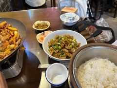 -富正毅三下锅·湘西韵味(天门山索道店)