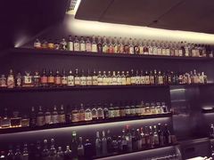 -RONIN Snack Bar