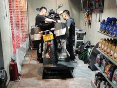 -摩道团机车工坊 摩托车维修 精洗店