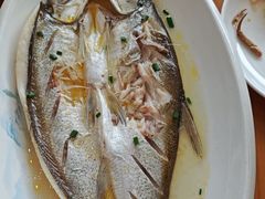 -品鲜村农家菜·阳澄湖大闸蟹(总店)